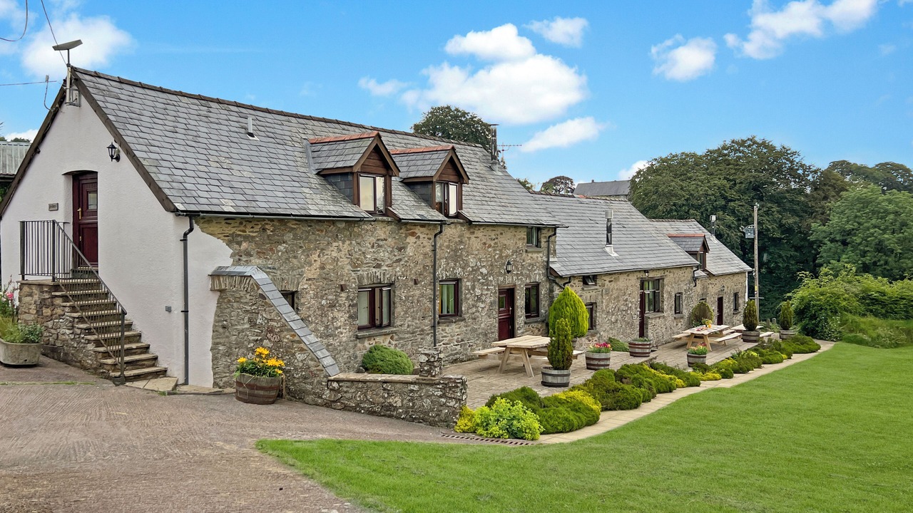 Photo of Outdoor in Hawkridge