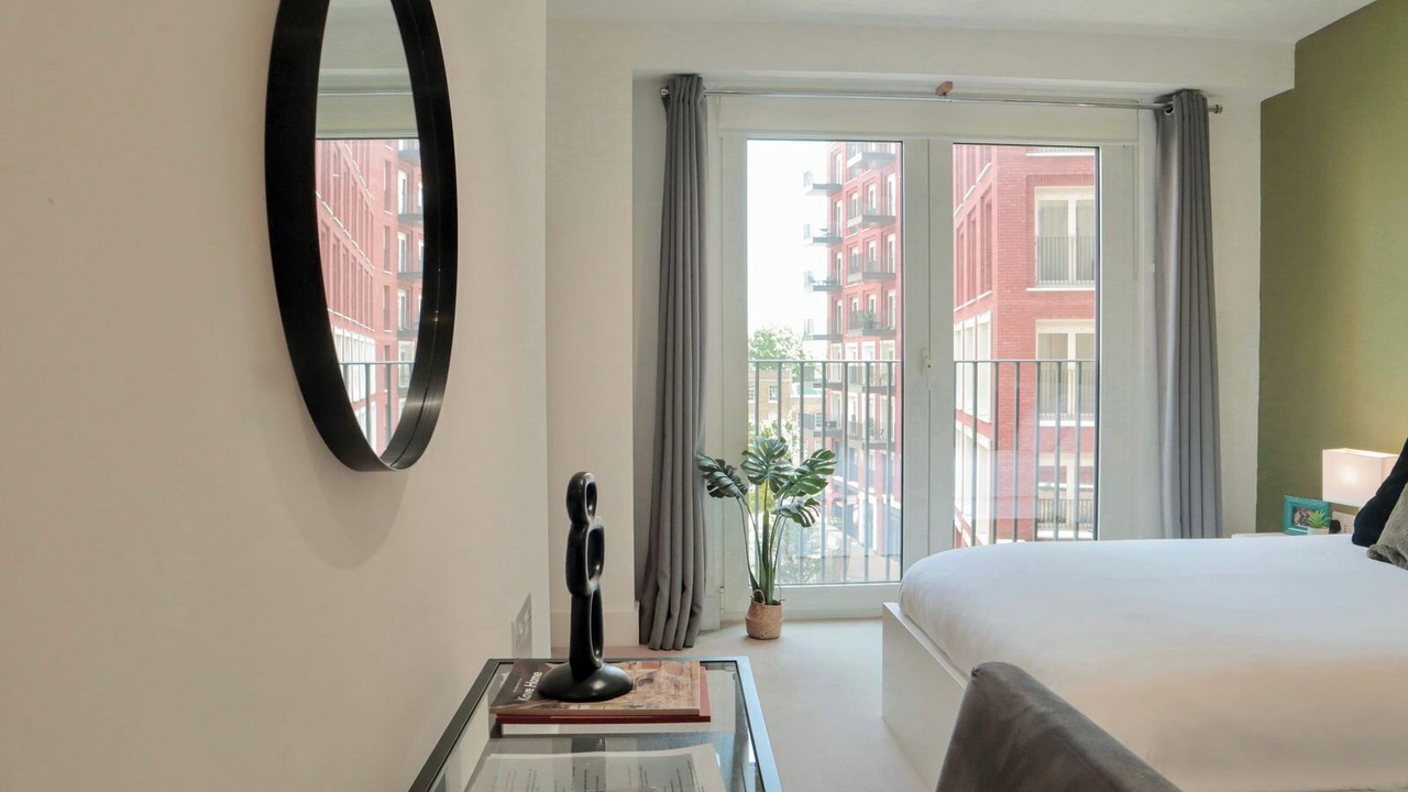 Photo of Bedroom in Vauxhall