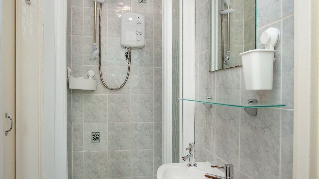 Photo of Bedroom in Roundham