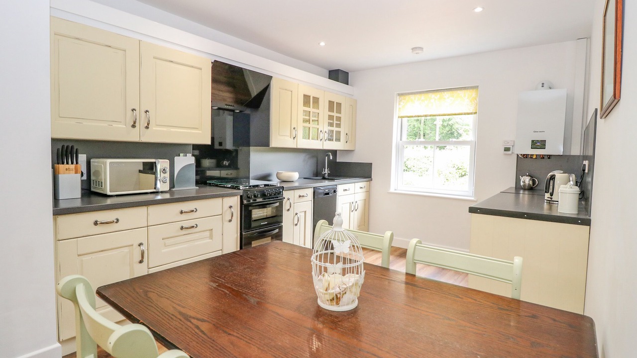 Photo of Kitchen in Attleborough