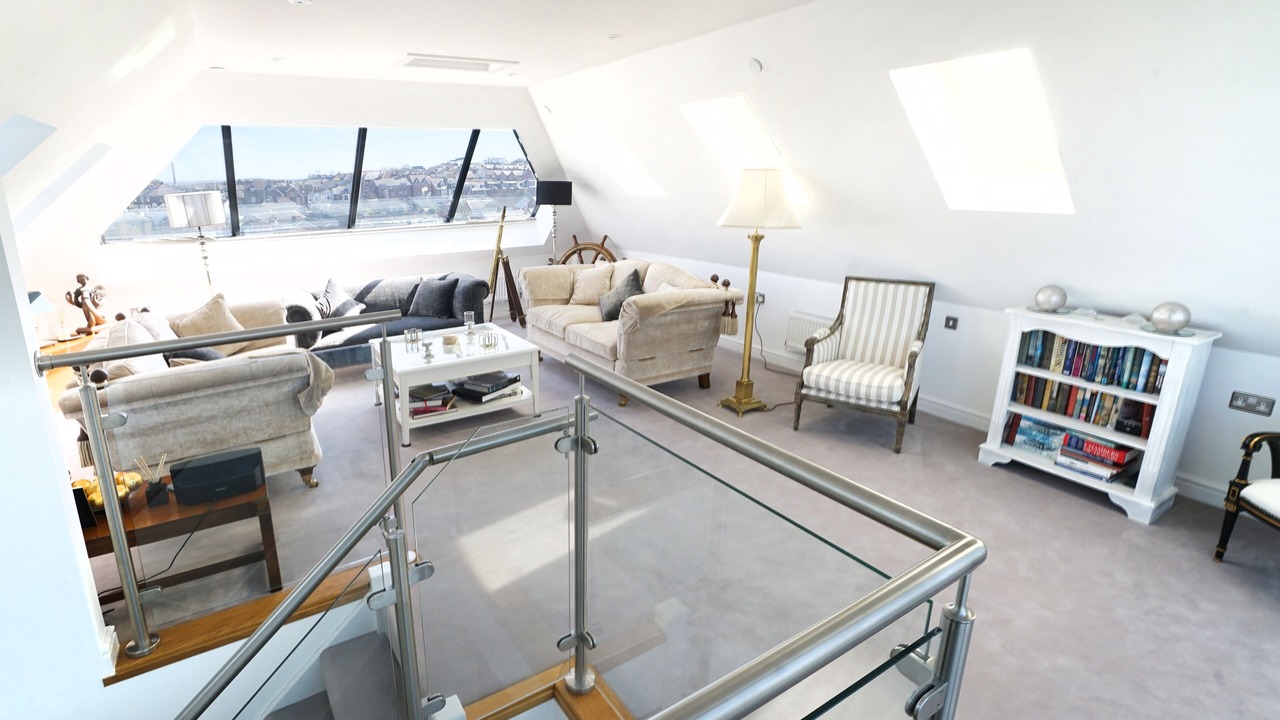 Photo of Livingroom in Cowes