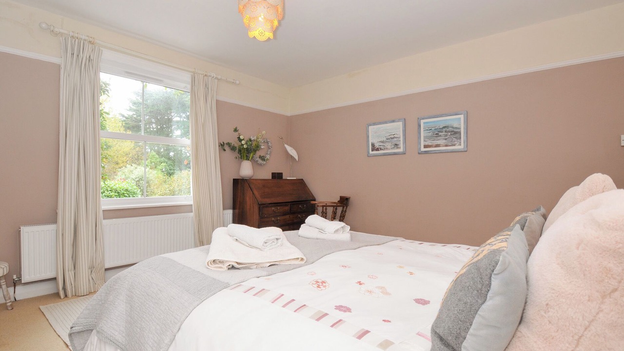 Photo of Bedroom in Rock