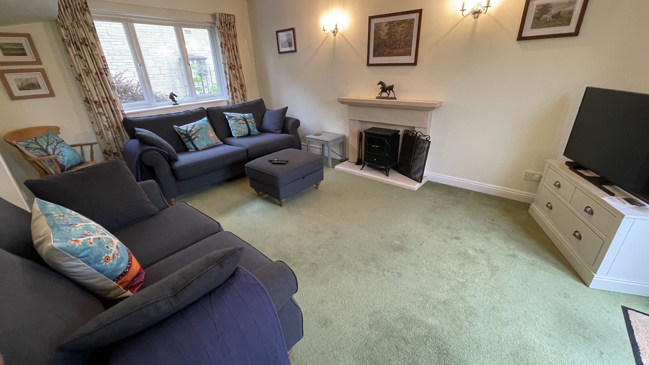 Photo of Livingroom in Northleach