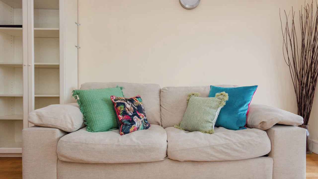 Photo of Livingroom in Cathedrals