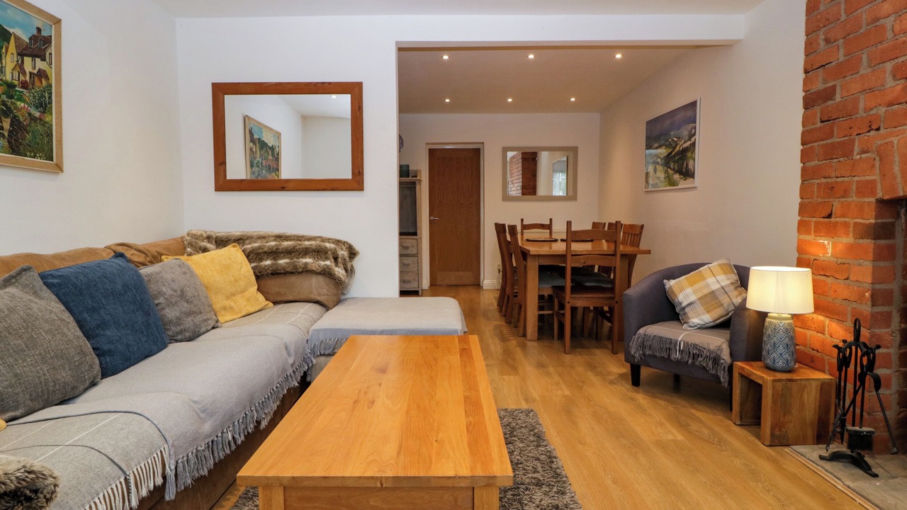 Photo of Livingroom in Broadway