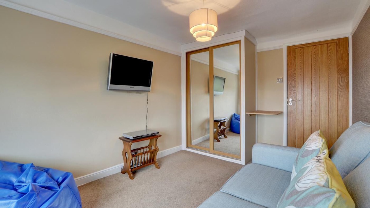 Photo of Livingroom in Barbrook