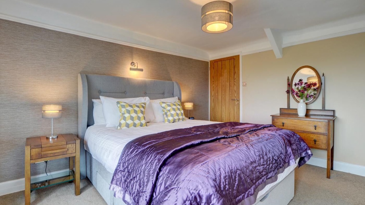 Photo of Bedroom in Barbrook