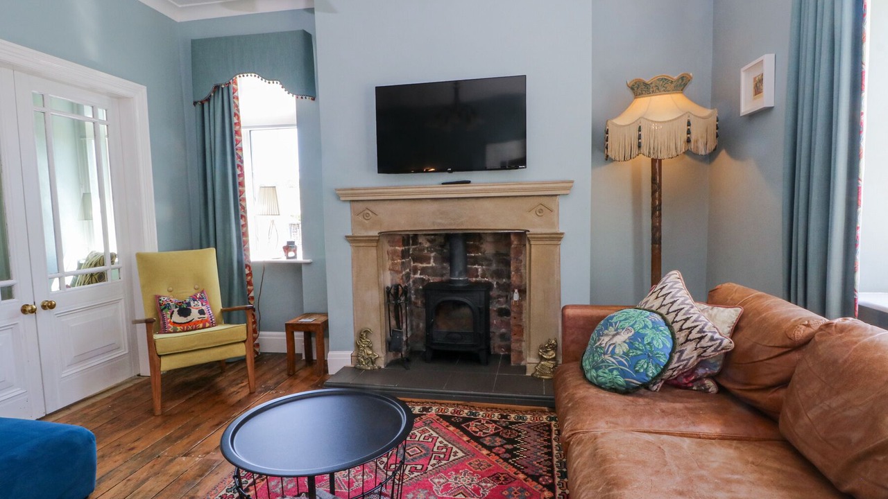 Photo of Livingroom in Oakworth