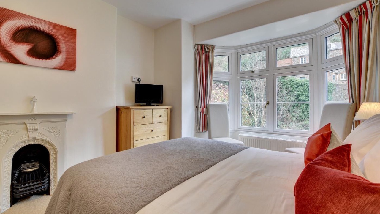 Photo of Bedroom in Lynmouth