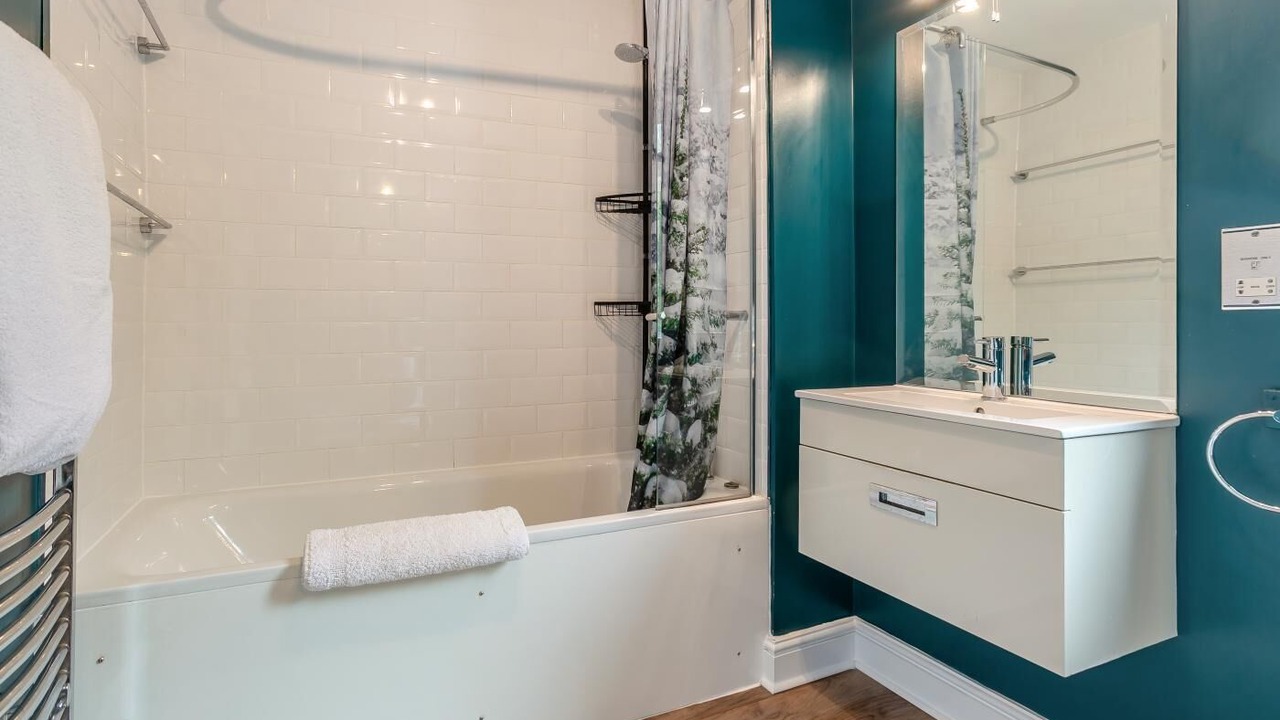 Photo of Bathroom in Mortehoe