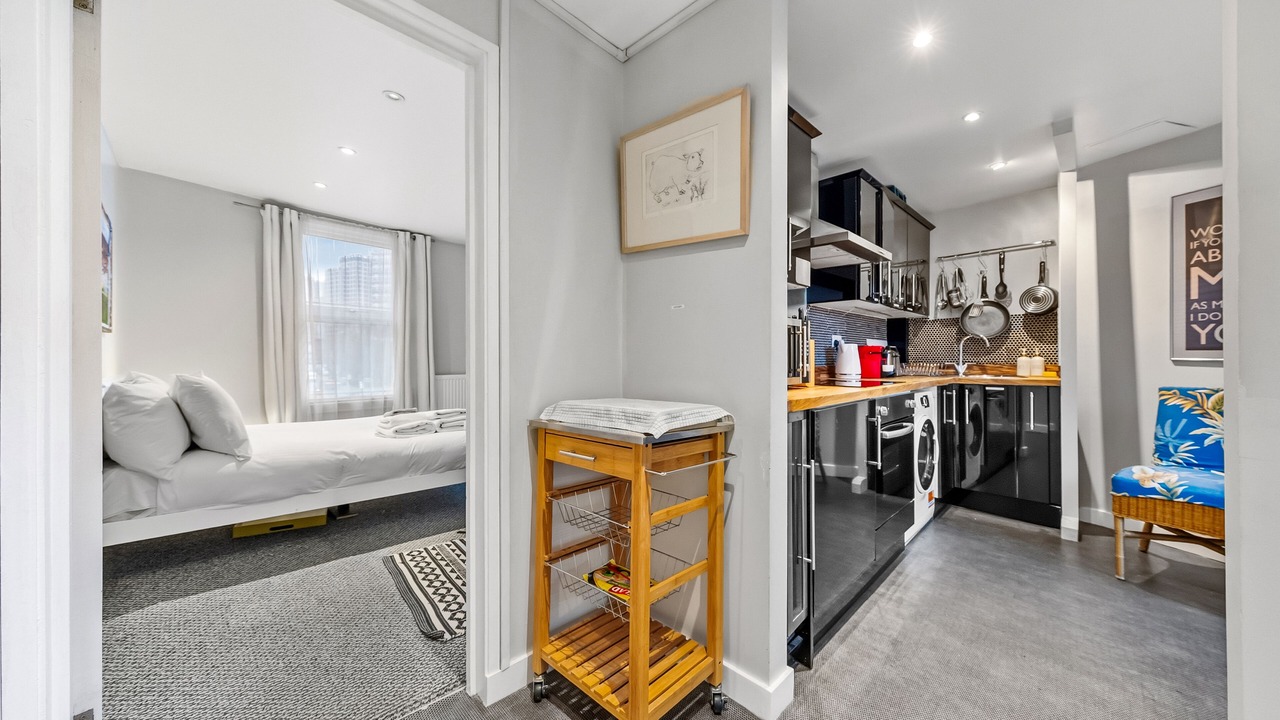 Photo of Bedroom in Kennington