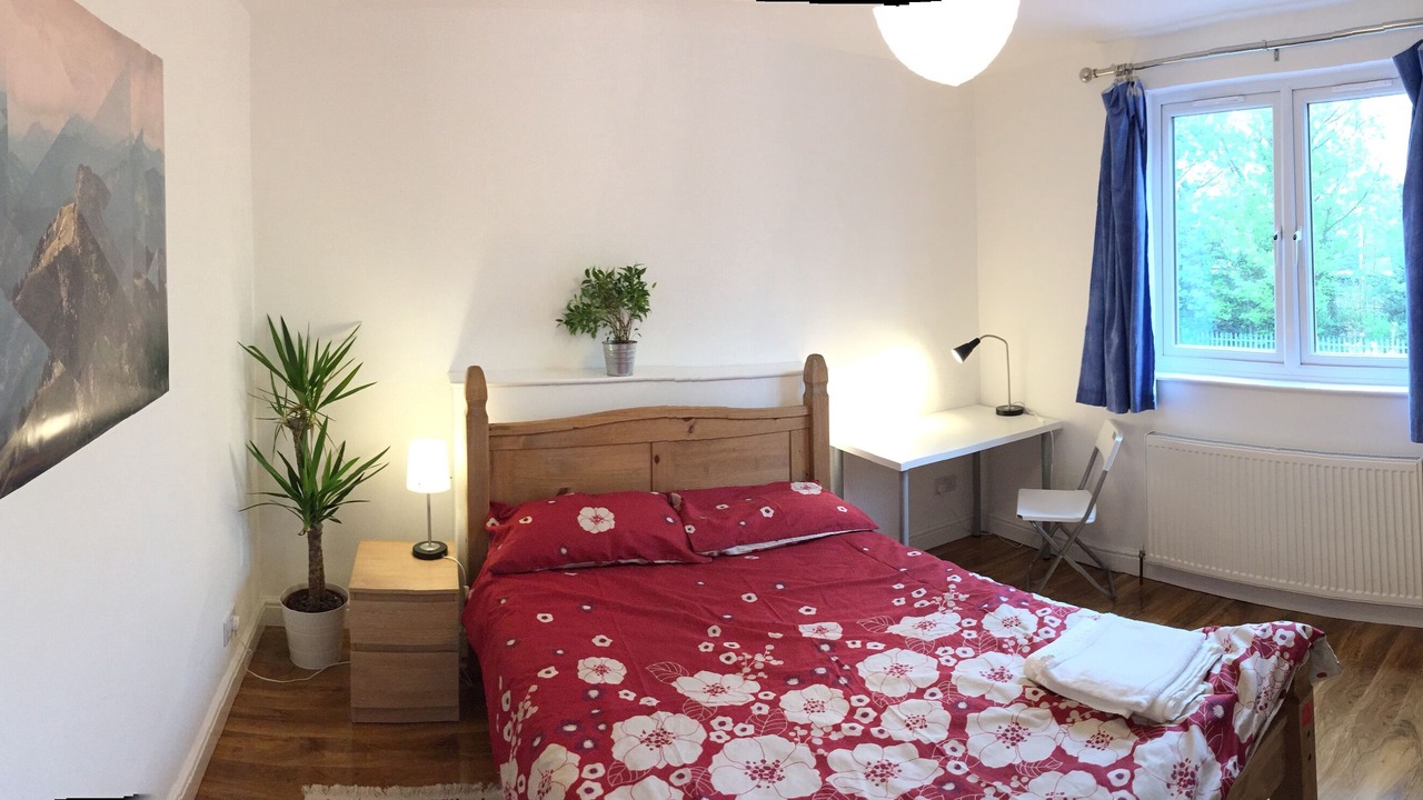Photo of Bedroom in Cricklewood