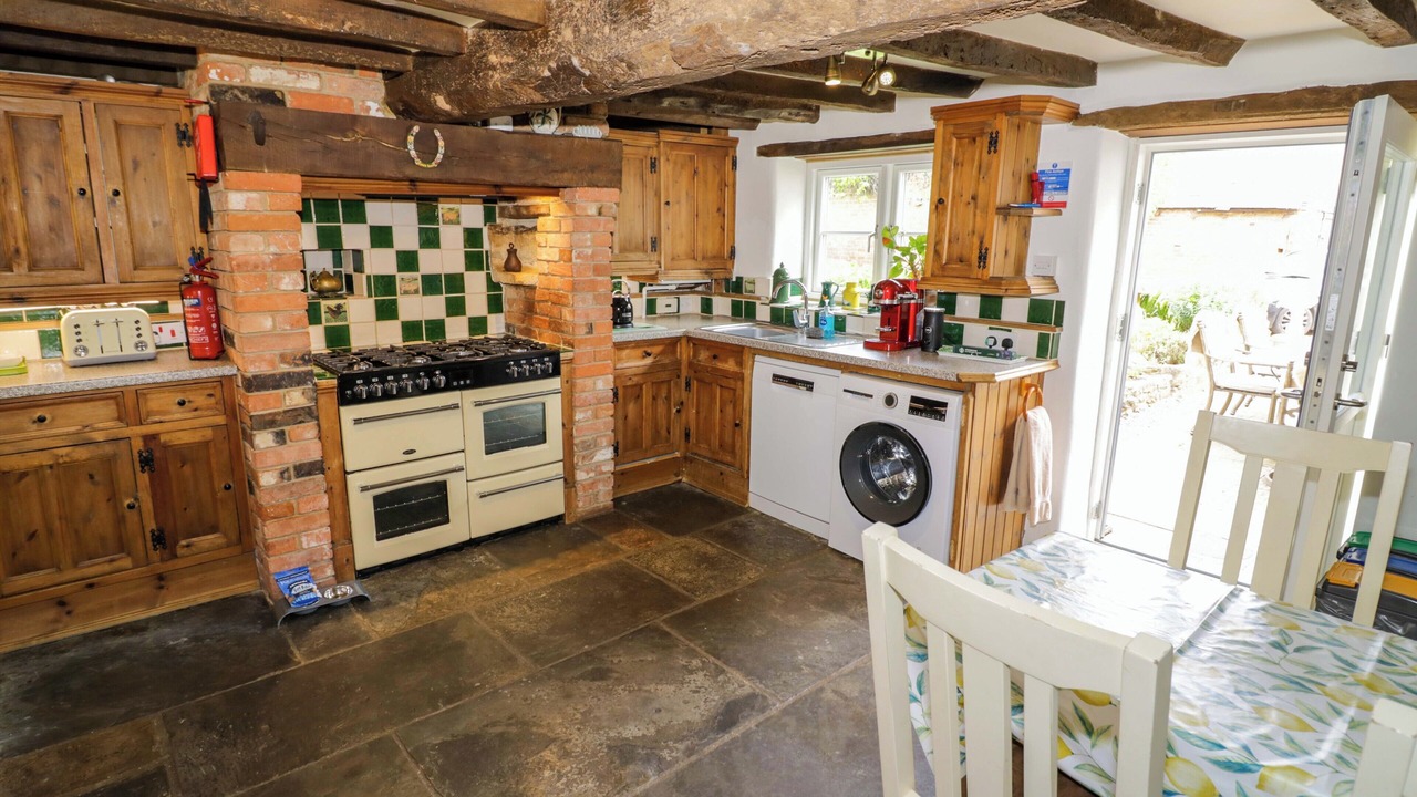 Photo of Kitchen in Quedgeley