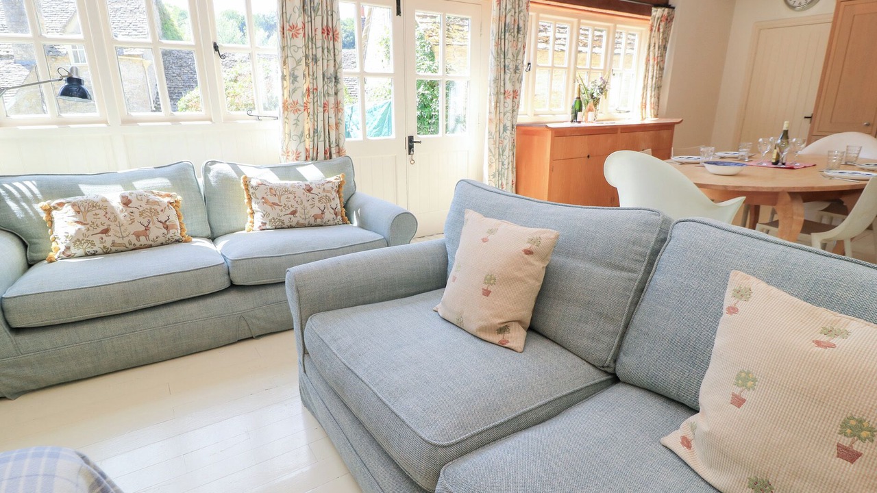 Photo of Livingroom in Coln St Aldwyns