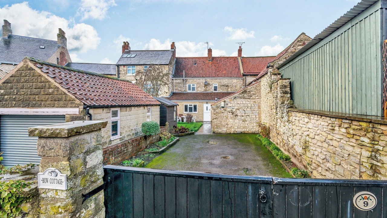Photo of Outdoor in Pickering