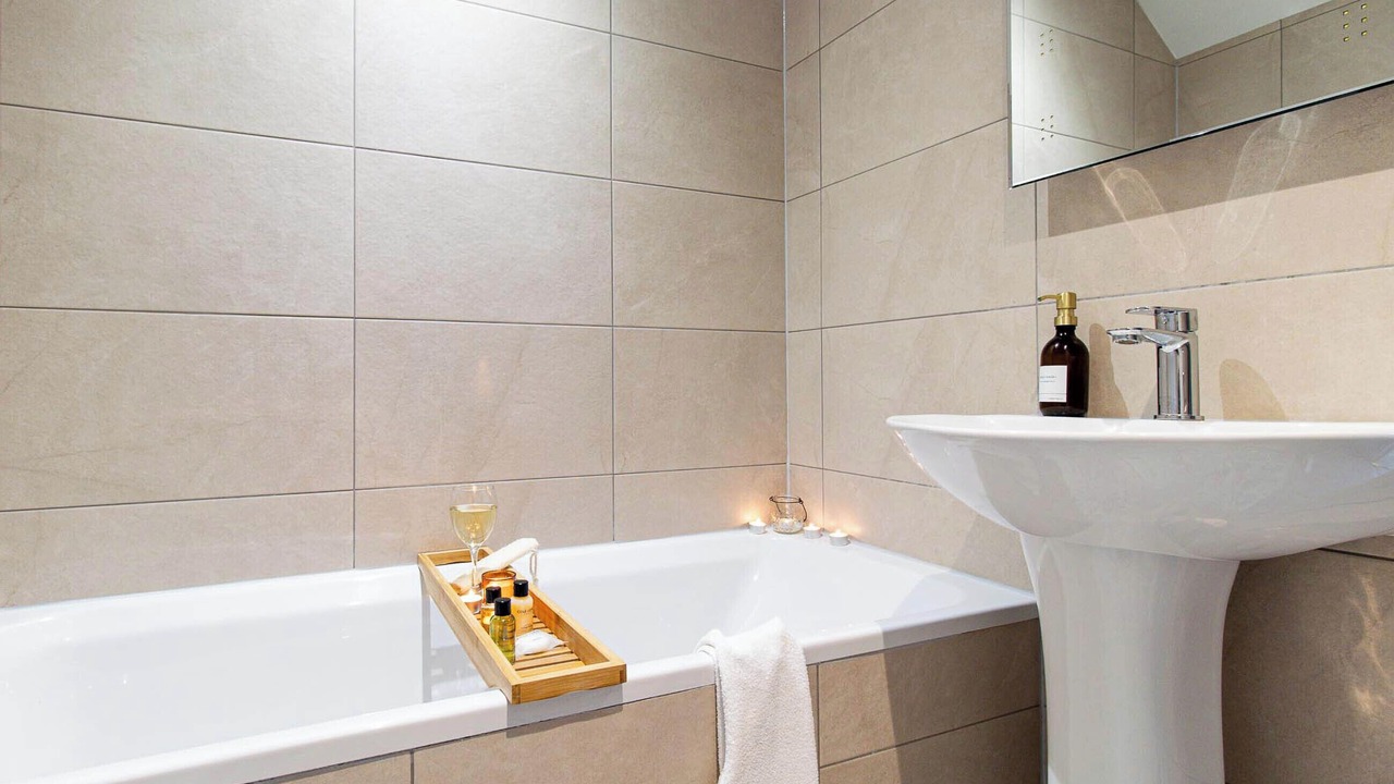 Photo of Bathroom in Cayton