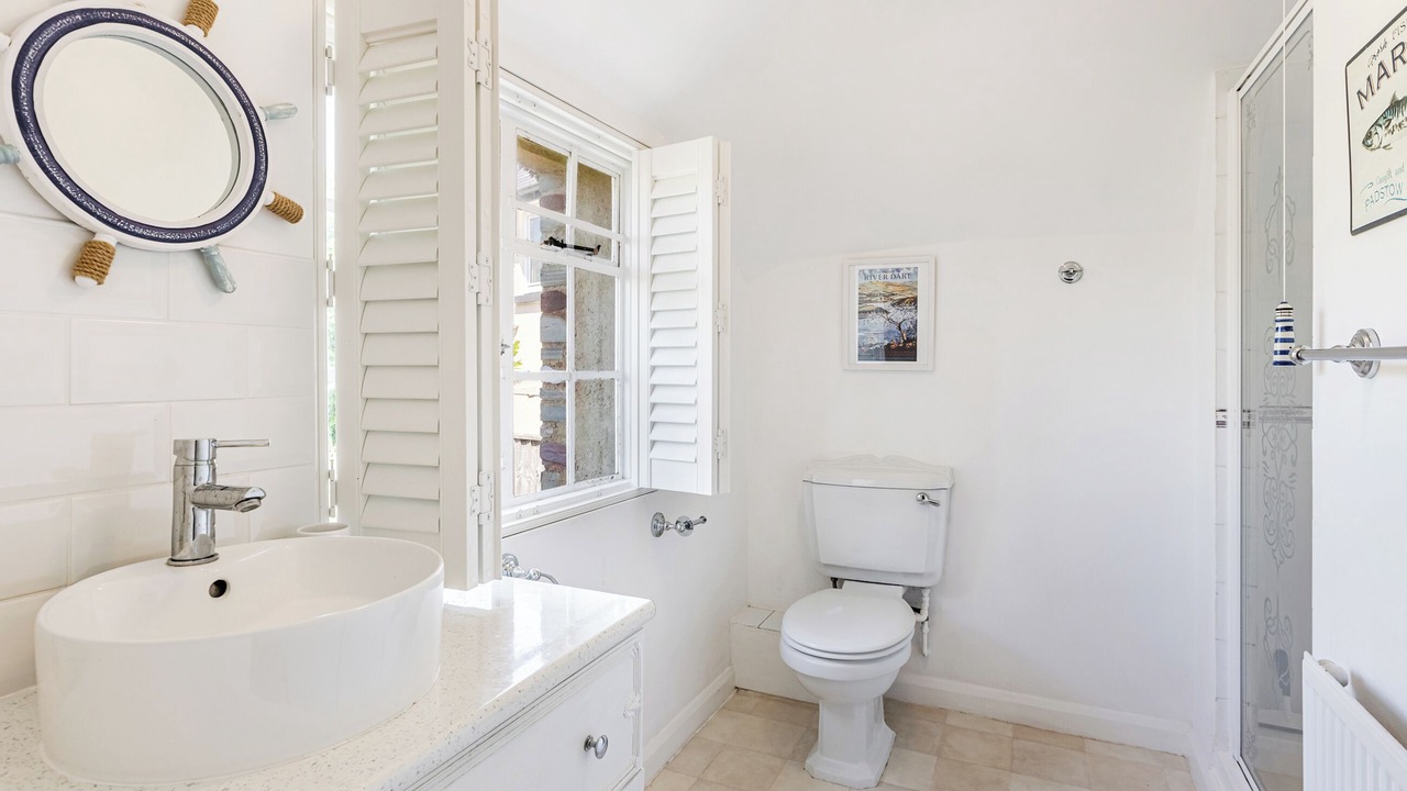 Photo of Bathroom in Stoke Gabriel