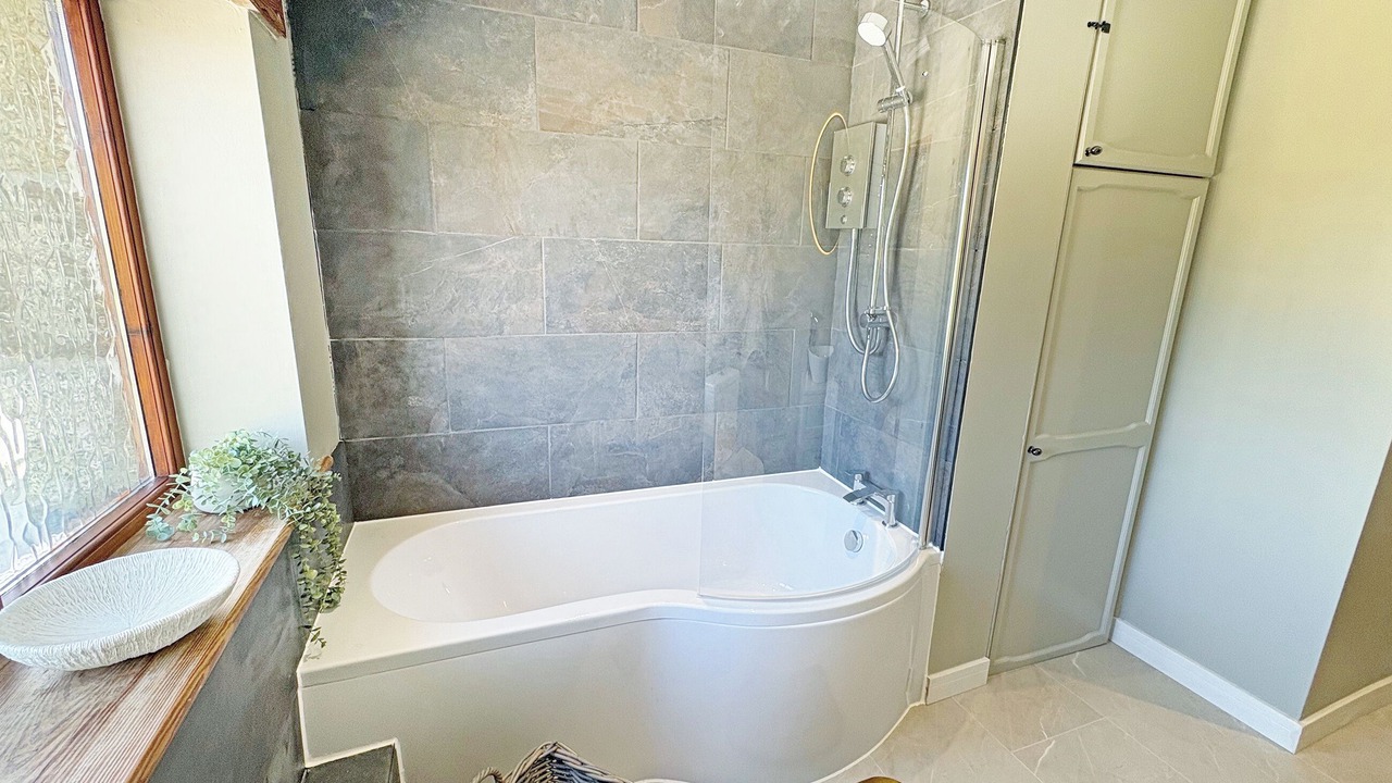 Photo of Bathroom in St. Hilary