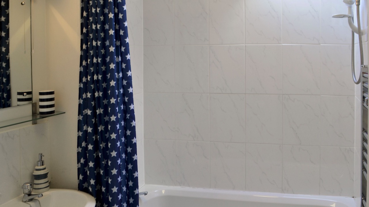 Photo of Bathroom in Wroxham