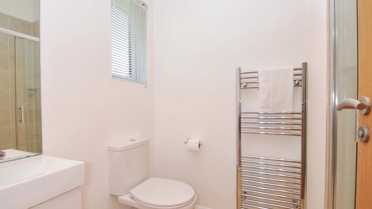 Photo of Bathroom in Lower Trengale
