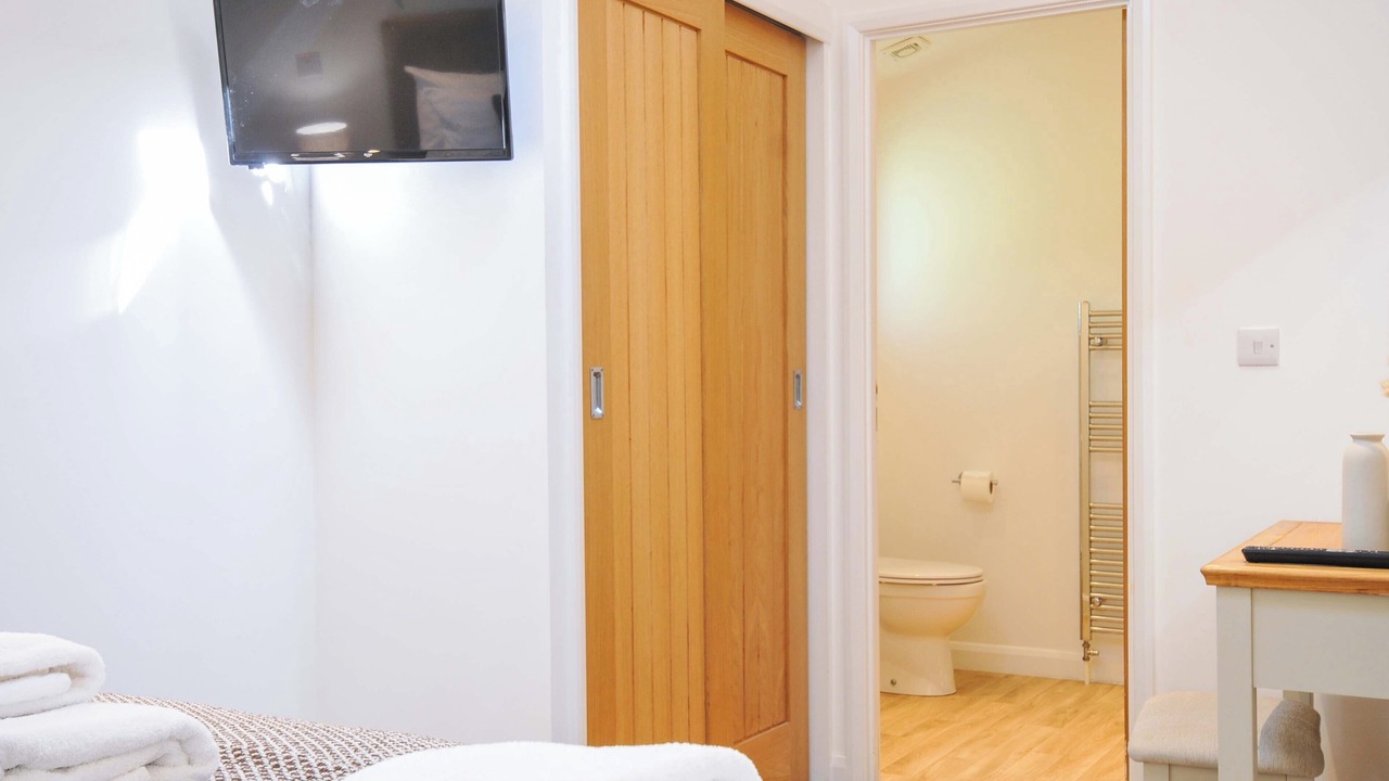 Photo of Bedroom in Lower Trengale