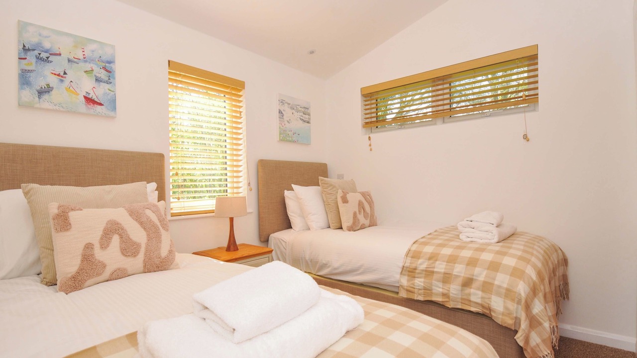 Photo of Bedroom in Lower Trengale