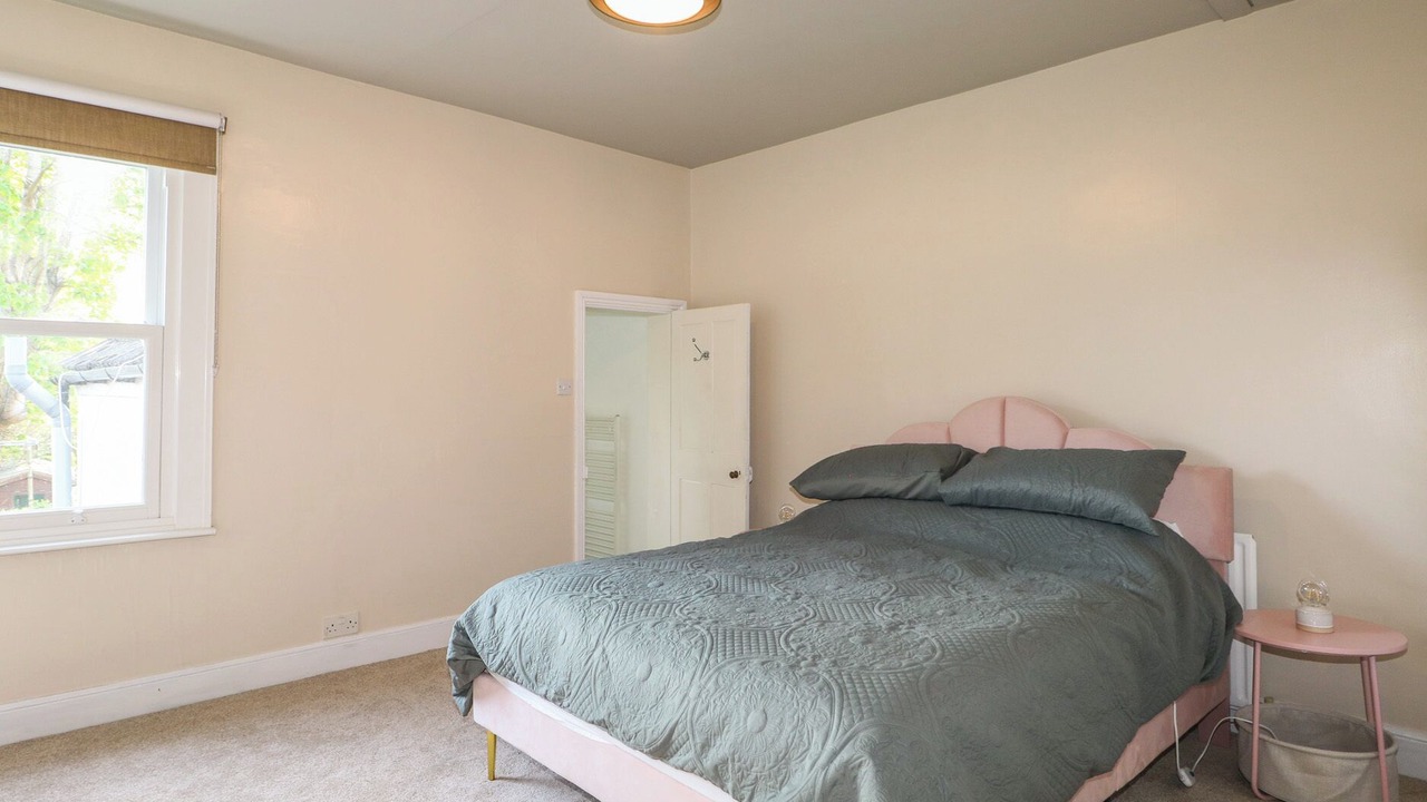 Photo of Bedroom in Bridge
