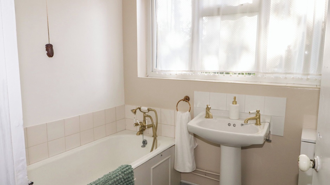 Photo of Bathroom in Bridge