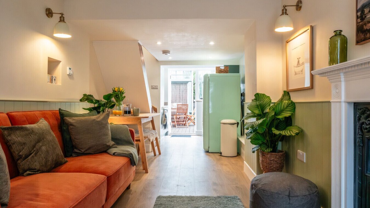Photo of Livingroom in Glastonbury