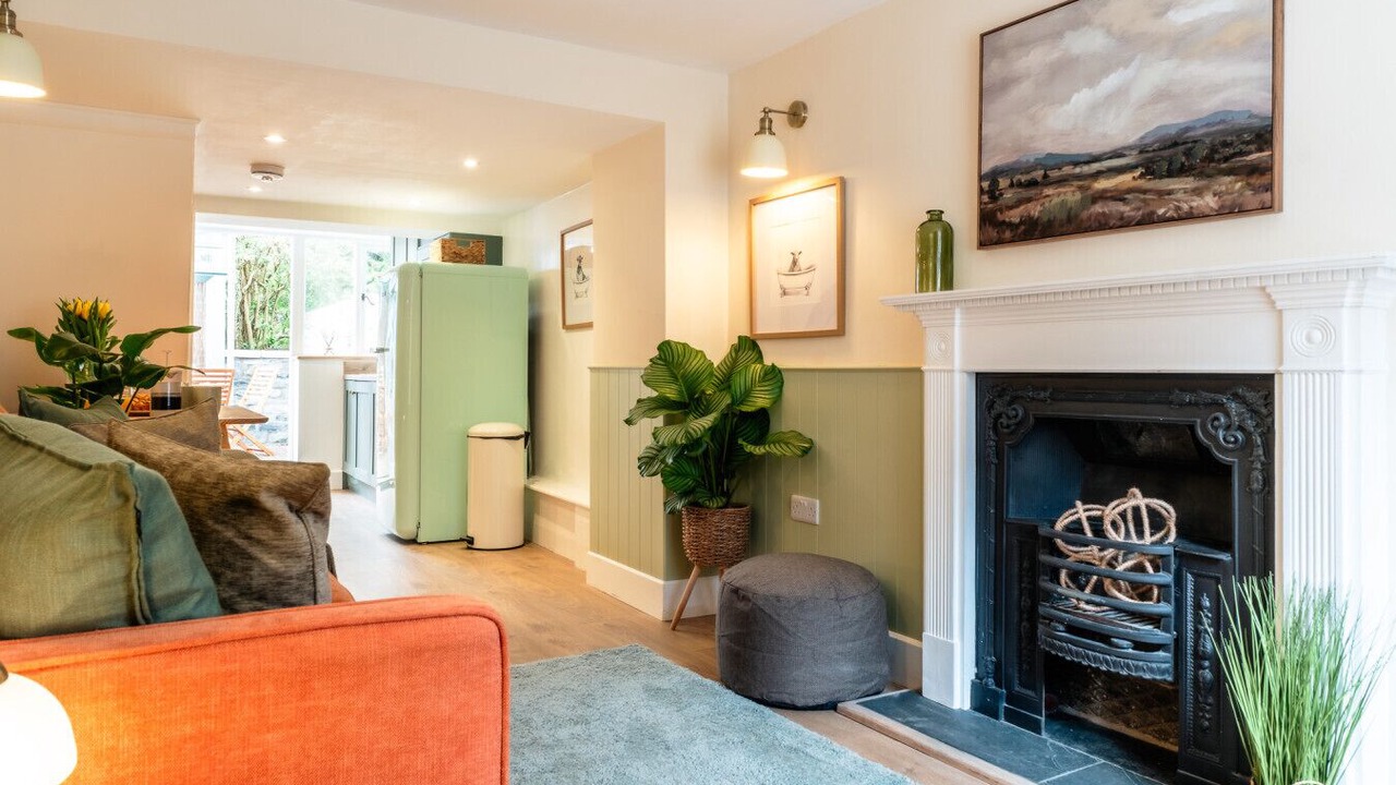 Photo of Livingroom in Glastonbury