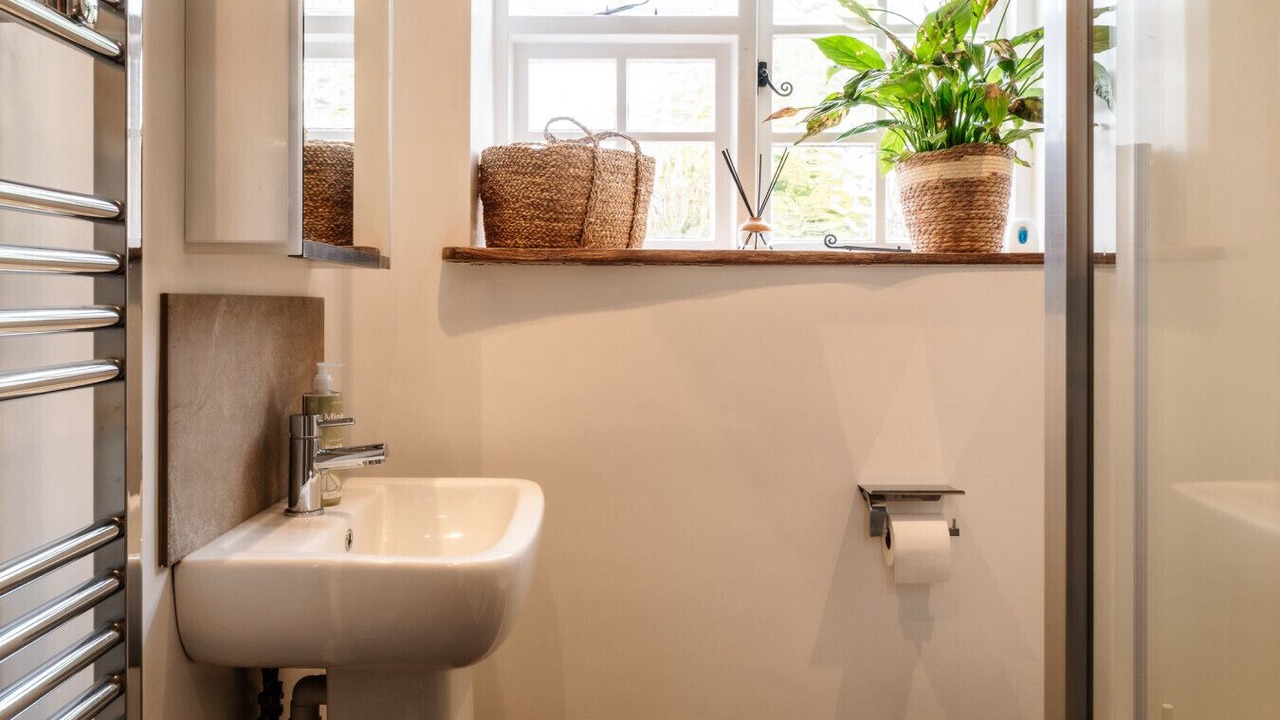 Photo of Bathroom in Glastonbury