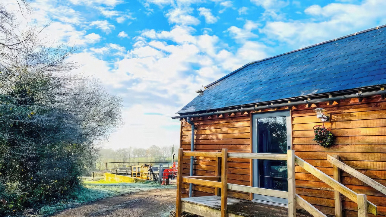 Photo of Outdoor in Dunbridge