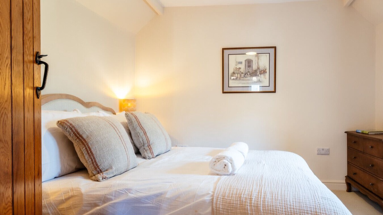 Photo of Bedroom in Bourton