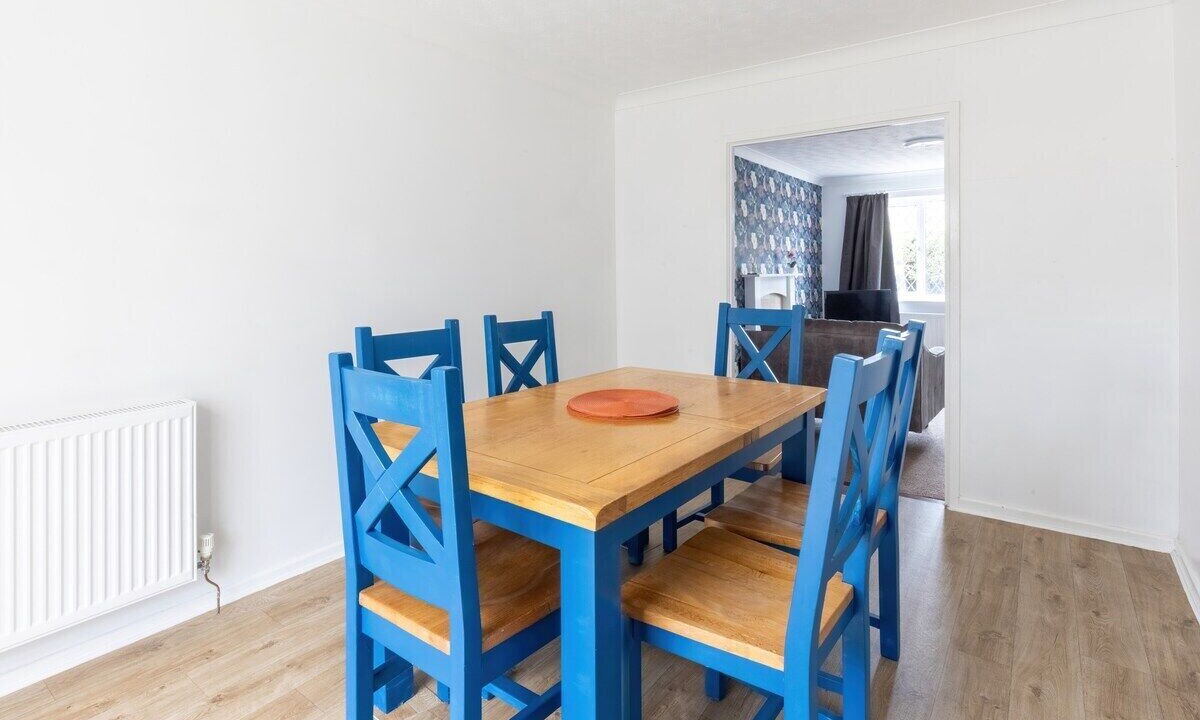 Photo of Livingroom in Witney