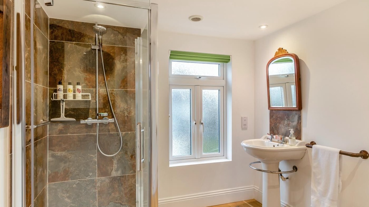 Photo of Bathroom in Lynton