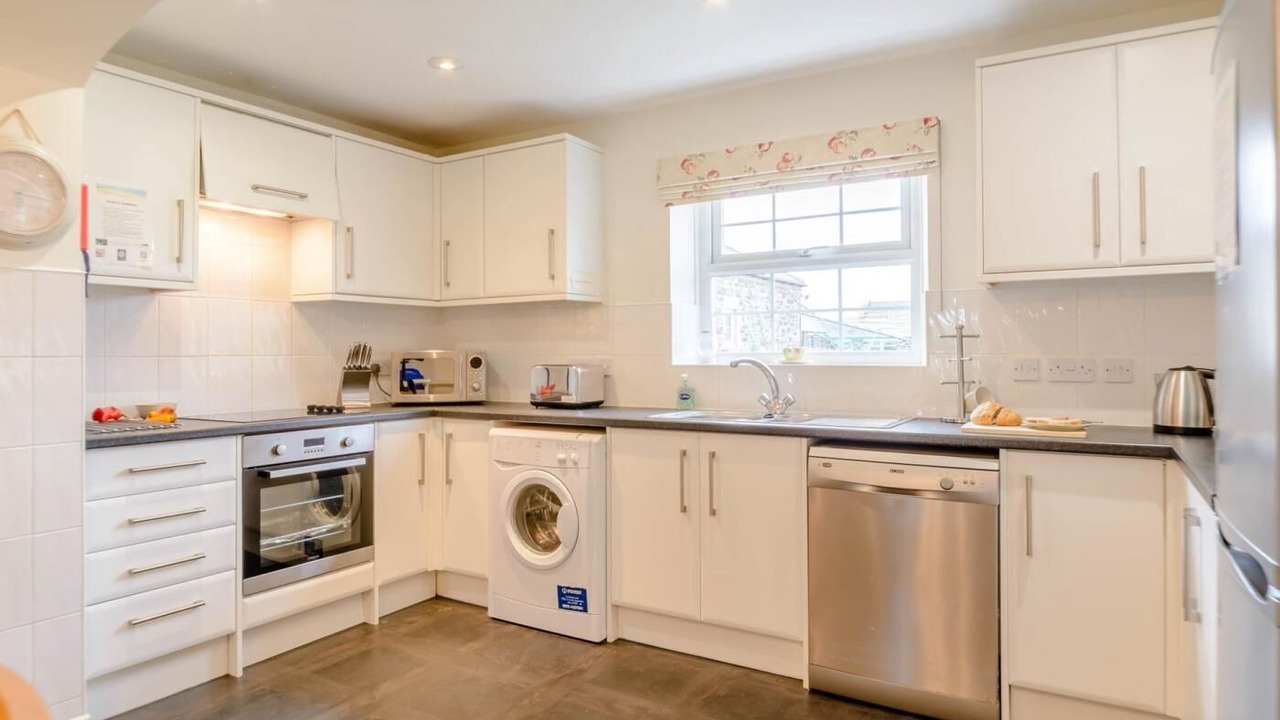 Photo of Kitchen in Newton by the Sea