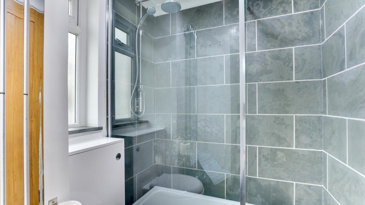 Photo of Bathroom in Porthleven
