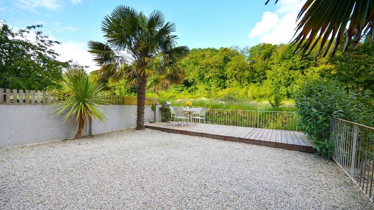 Photo of Patio Balcony in Little Petherick