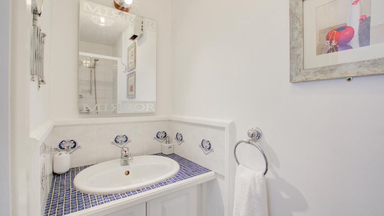 Photo of Bathroom in Hoveton