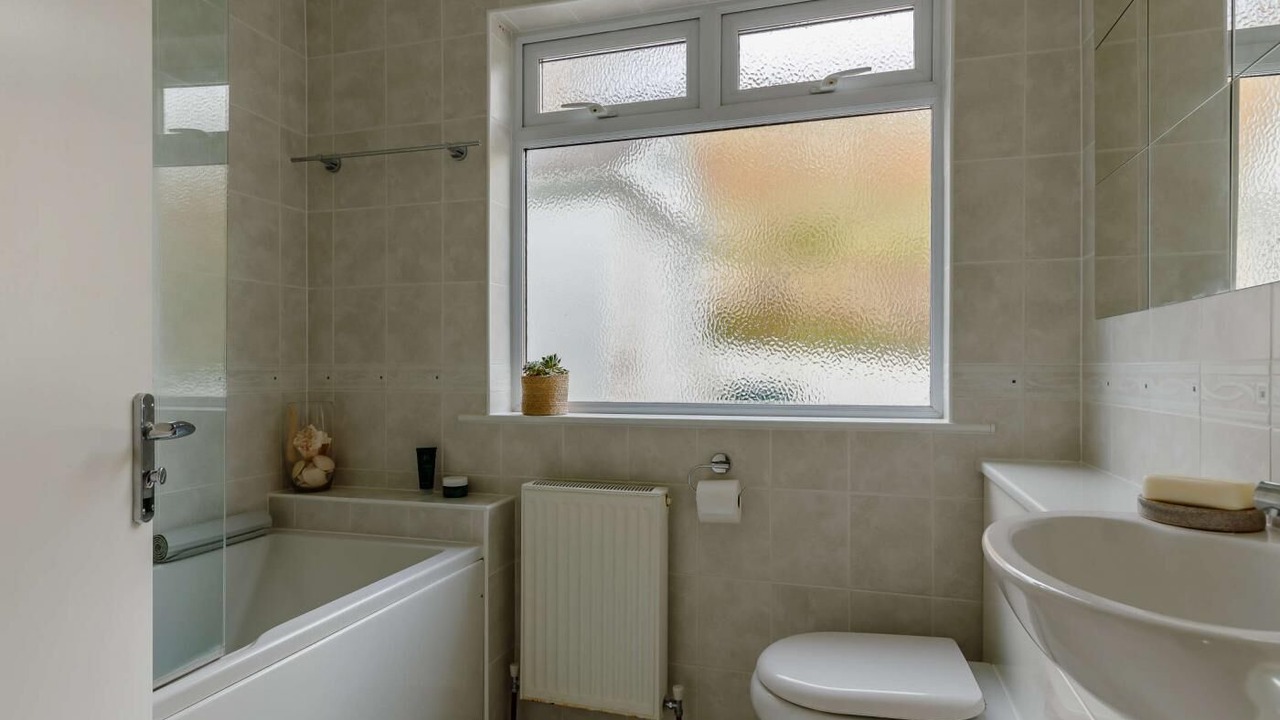 Photo of Bathroom in Trenance