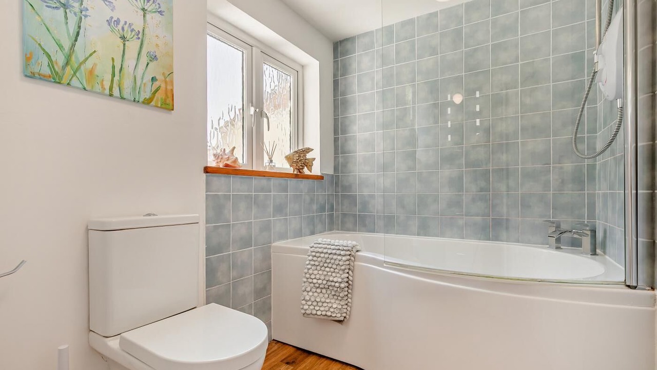 Photo of Bathroom in Mevagissey