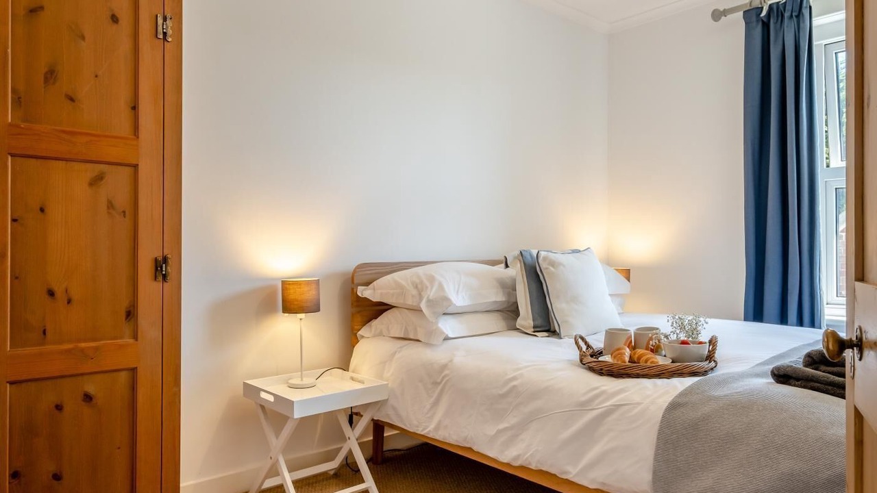 Photo of Bedroom in Niton