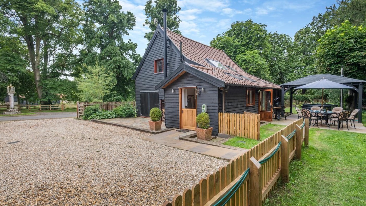 Photo of Outdoor in Hethel