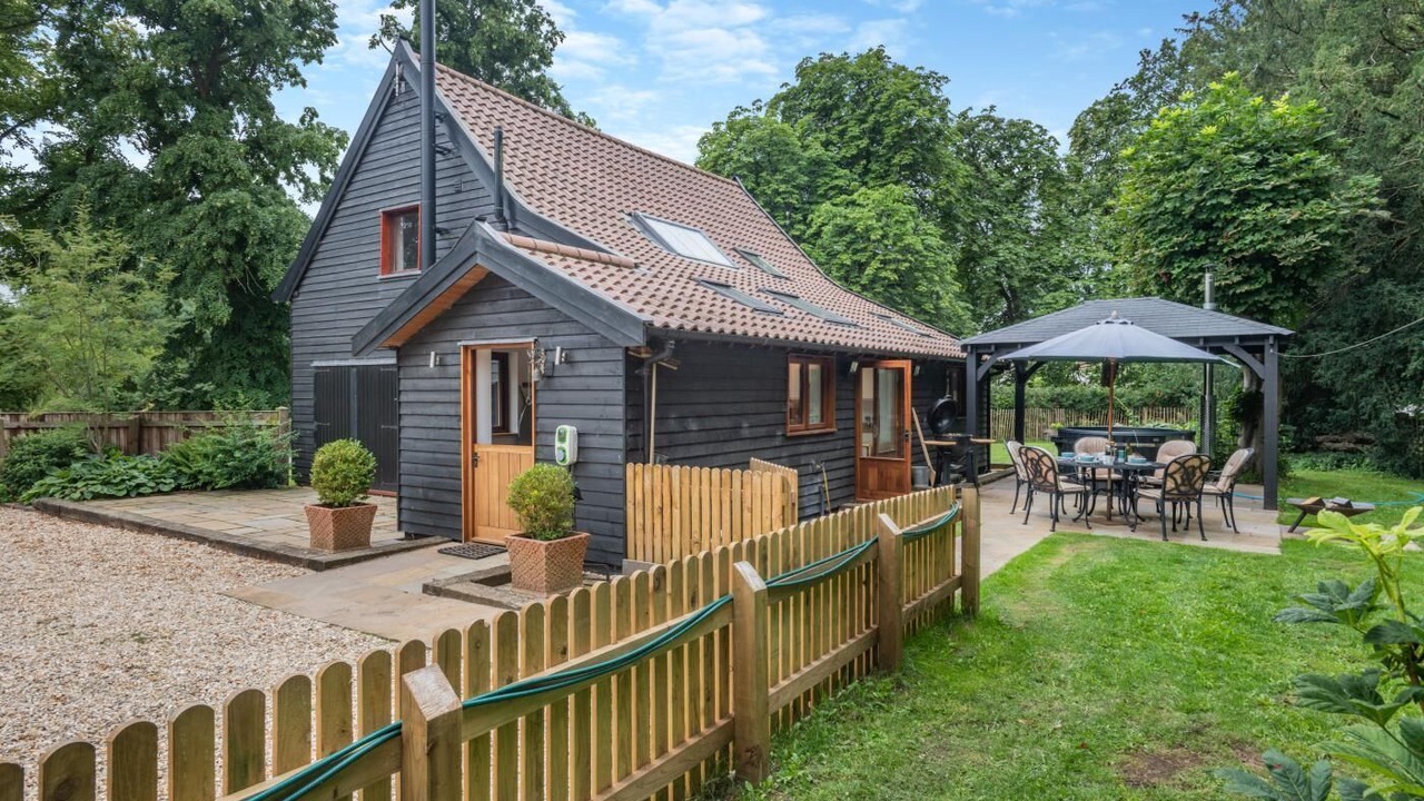 Photo of Outdoor in Hethel
