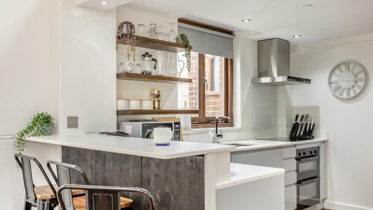 Photo of Kitchen in Winfrith Newburgh
