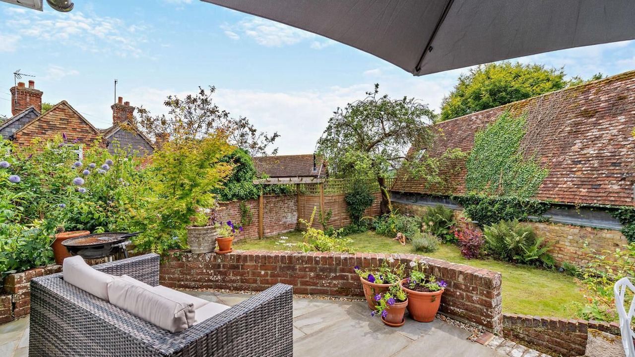 Photo of Patio Balcony in Chilham