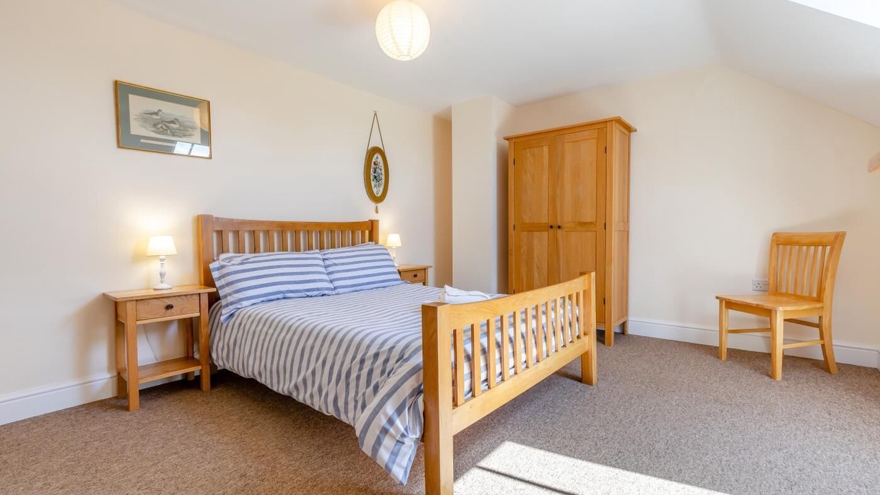 Photo of Bedroom in West Compton