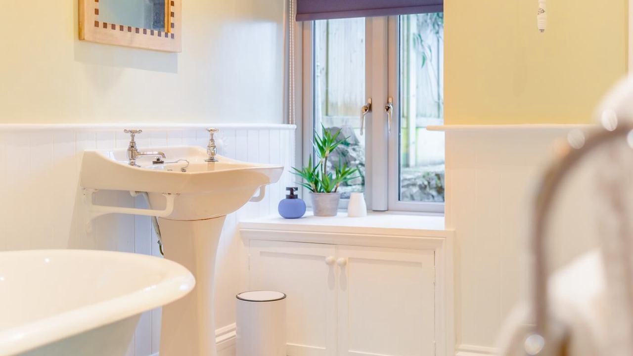 Photo of Bathroom in Newlyn