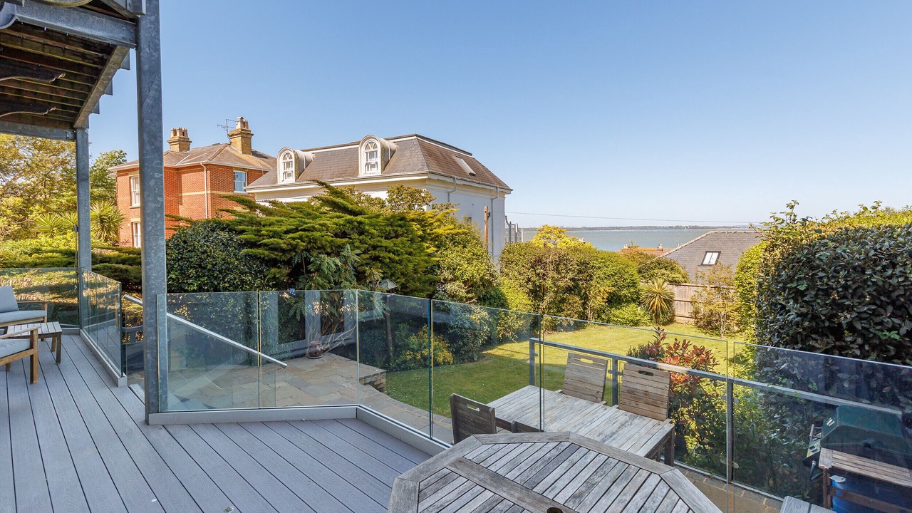 Photo of Patio Balcony in Cowes