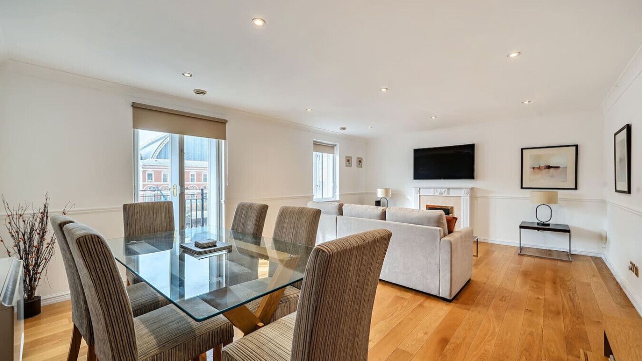 Photo of Bedroom in West Kensington